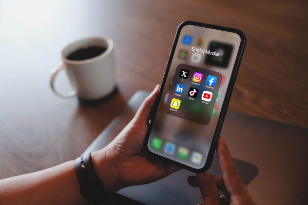 Using Social Media to Attract New Mortgage Clients